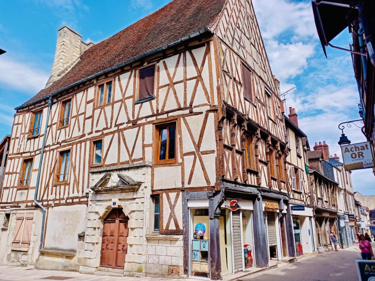 Ferienwohnung 2 Pieces Totalement Renove Au Coeur De Bourges Exterior foto
