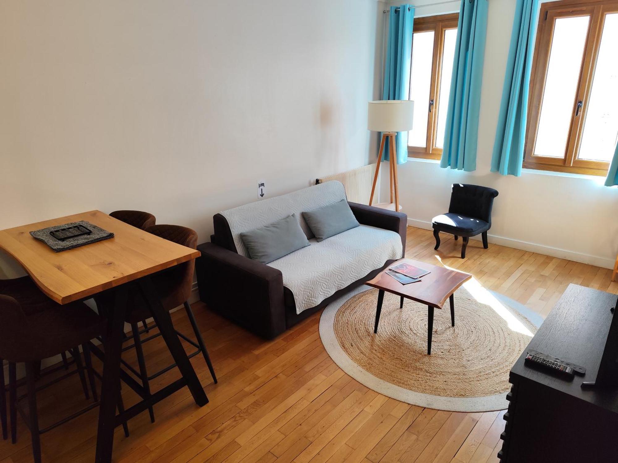Ferienwohnung 2 Pieces Totalement Renove Au Coeur De Bourges Exterior foto
