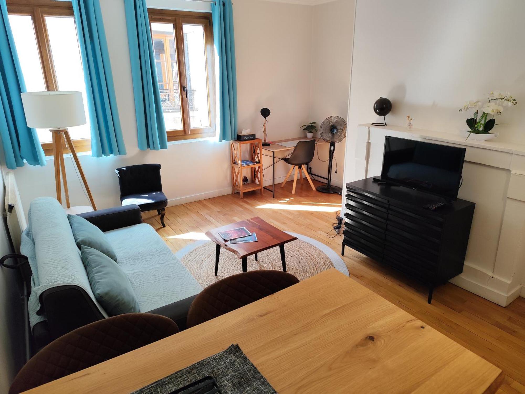 Ferienwohnung 2 Pieces Totalement Renove Au Coeur De Bourges Exterior foto
